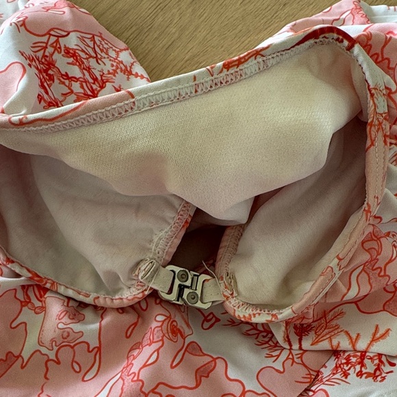 Girls Rashguard Ruffle Swimsuit - Picture 5 of 6